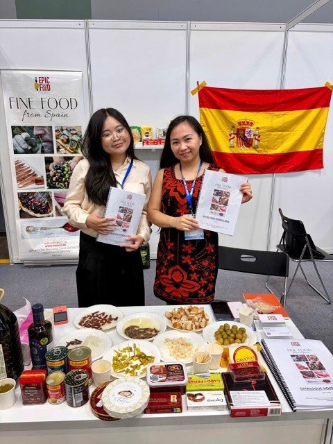 EPIC FOOD PROMOCIONA SUS PRODUCTOS EN VIETNAM (2)